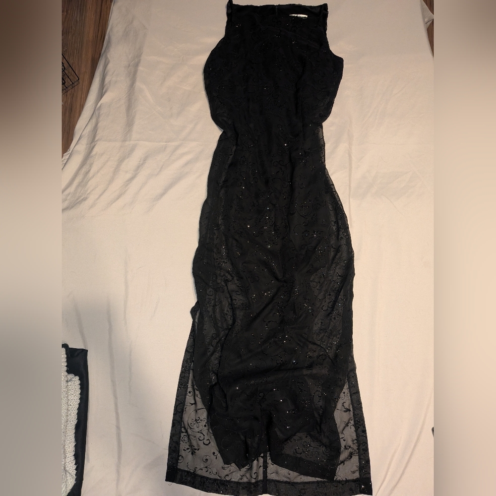 Elegant Black Evening Dress